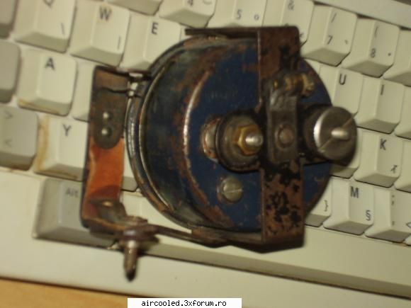 spatele: v�nd ceas de benzina vintage veglia