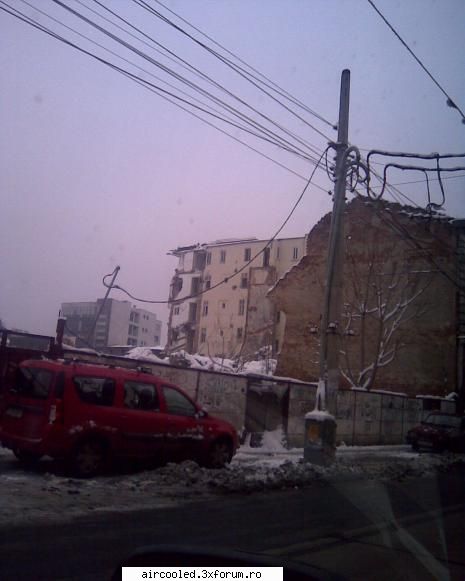 poiana lu'iocan ...si dinspre cinema unde era..ca gol, acum... dubash