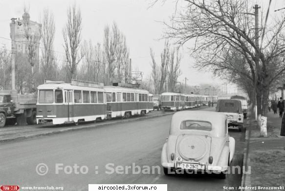 uite si o masina deosebita. ce o fi? forum cu imagini vechi/noi din in comun din romania