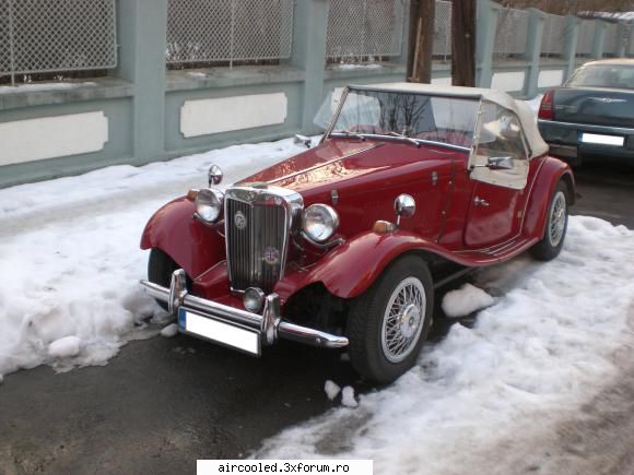 Aircooled si masini vechi vazute prin tara - O replica MG TD - broscar in timpul liber