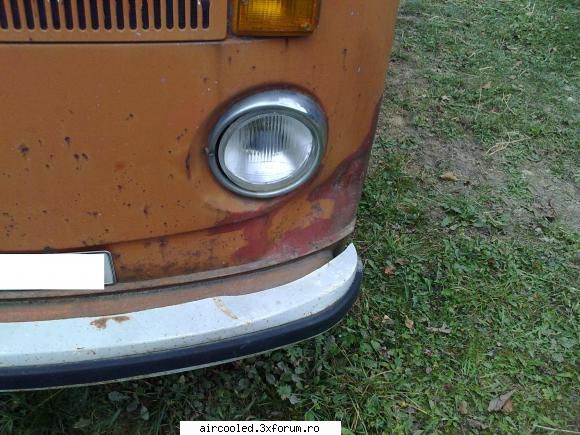 Bus T2B - am pus poze cu zonele afectate grav ale caroseriei - Vanzari- auto