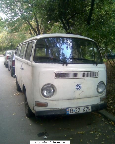 uite poze cu ala.. buz t2b cu motor ren(ault)o omologat