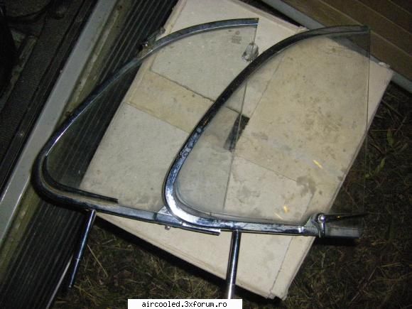 Cumpar pt broasca 1200 din '63 - poze cu geamurile rtiunghi de la usa - Cumparari- piese