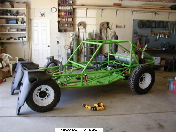 cumpar scaune scoica din plastic fara tapiterie pentru buggy !!!
ca si cele din poza . cumpar scaune