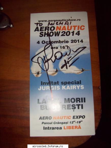 m-am intors azi la bucale special pt aeronautic show, pe lacu' morii. 
nu prea adun eu aftografe,