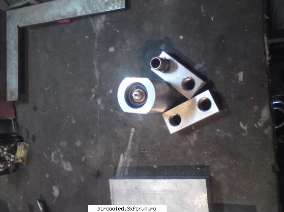 Instalatia de ungere - 3. am facut flansele din doua bucati de aluminiu - TEHNIC