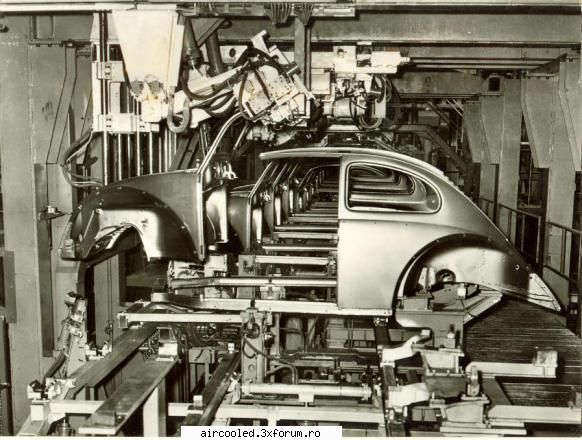 Literatura VW, Porsche - muncitorii erau in pauza - broscar in timpul liber