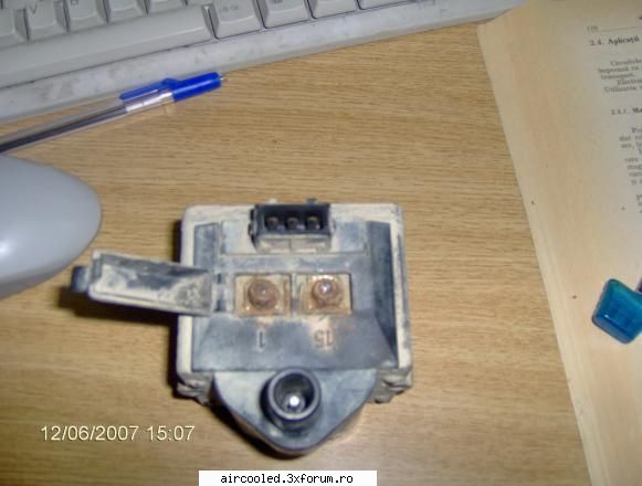 M-am saturat de electronicaraie!!!! - se desfac doua suruburi si doua piulitze... ia - TEHNIC