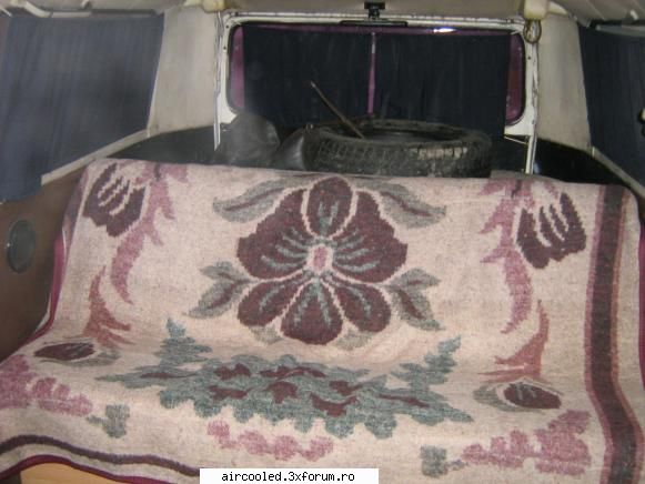 vreau sa pun perdelute noi, curate, ceva culori vesele, sa  pun ceva tapiterie noua, pe interior,