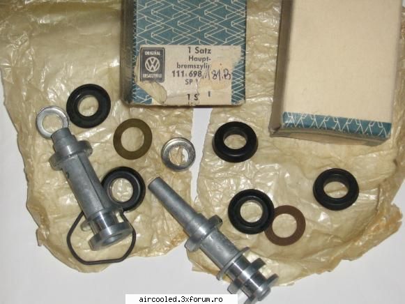 kit de reparatie pentru pompa centrala de frina dublu circuit. nos. excelent. contine, dupa cum se