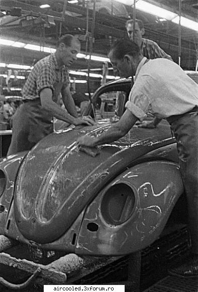 Poze vechi - Slefuirea dinaintea vopsirii :) - Istorie VW Aircooled