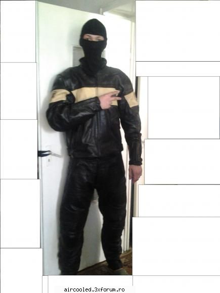 ..deci da.
am intrat in posesia unui costum complet din mai trebuie numa' sa :hi: 

nota- costumul