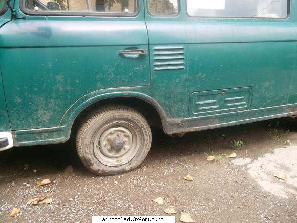 Se vinde Barkas in Craiova - cateva pete de rugina - Vanzari-Cumparari Auto, alte marci