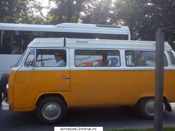 T2B Camper 73 - Am fost reperat azi in traficul bucurestean :D In - Masina mea-Tip2: Bus, Camper