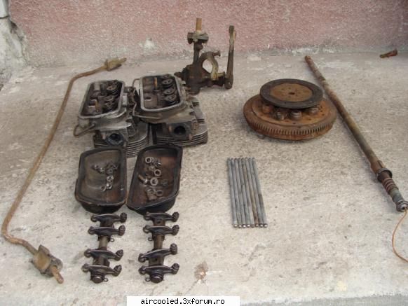 Vand urmatoarele de VW broscuta - chiuloase+capace+rampe pret:50 lei ambele - Vanzari- piese