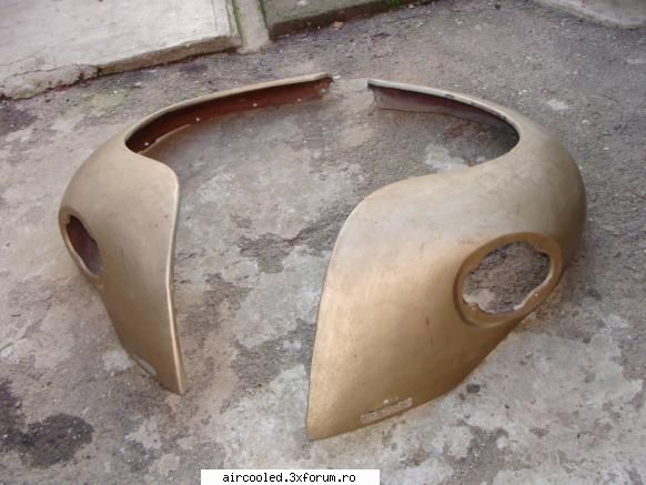Vand urmatoarele de VW broscuta - Alternatorul s-a dat -aripi spate pret:250 lei - Vanzari- piese