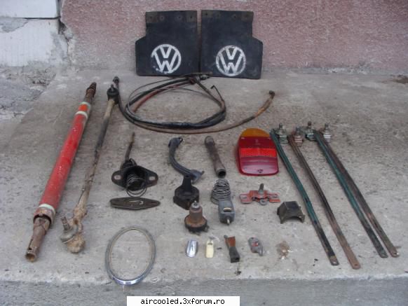 Vand urmatoarele de VW broscuta - Ce se vede in poza de mai jos mai este valabil - Vanzari- piese