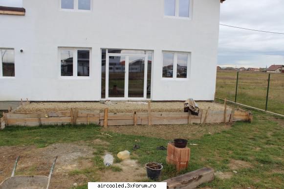 Viata la tara - Inainte sa vina barza am terminat cam tot ce - broscar in timpul liber