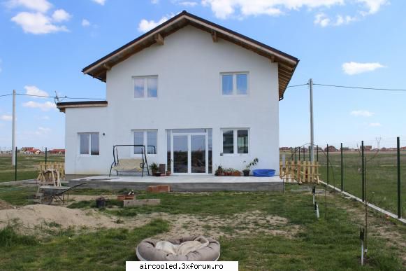 Viata la tara - De ceva vreme ma tot straduiesc sa imi fac timp - broscar in timpul liber