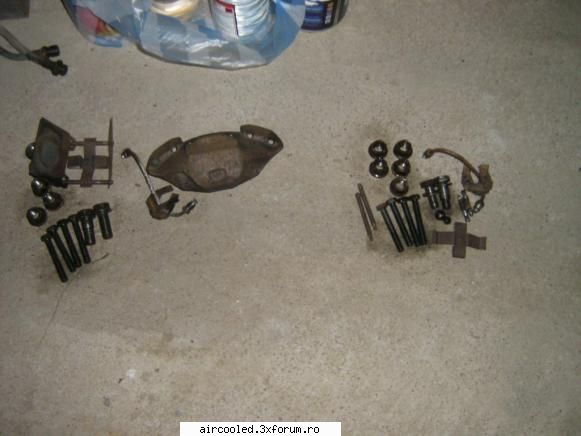 un aerisitor era rupt in etrier, l-am dus la un strungar, sa vada ce se poate face vw 1970