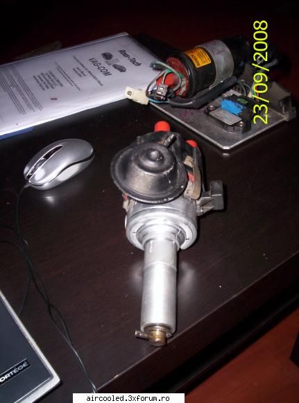 adaptare aprindere tranzistorizata de pe golf - asta e delcoul .. bobina cu modulul din spate - TUTORIALE