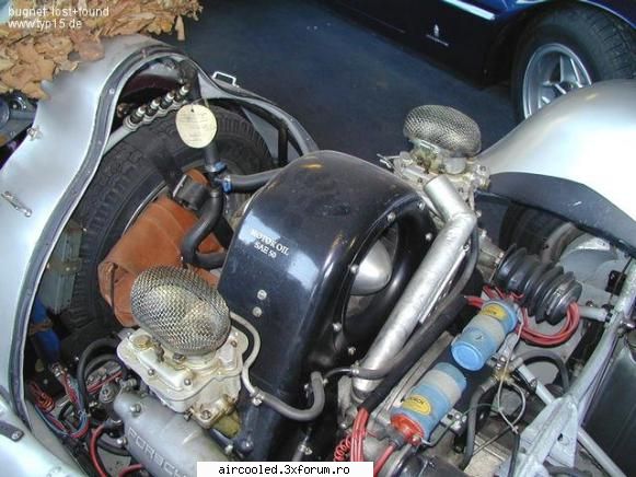 carburatoare....adaptari de pe alte masini - Uite inca o poza cu motoru ala 4-cam, ca-i frumos - TEHNIC