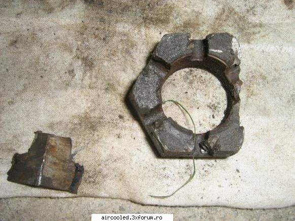 cumpar piese pentru T2A Truck - URGENT URGENT URGENT !!!!!! -amortizor spate - Cumparari- piese