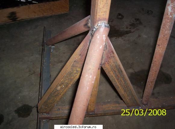 engine stand - piciorul cu contrafishe...si pe o directie si pe - SCULE SI DISPOZITIVE