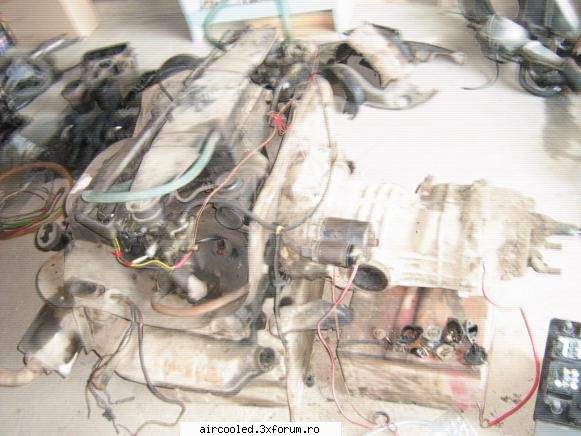 motor 2000 cmc - motorul l-am luat eu, cu 750 ron, cu tot cu - Vanzari- piese