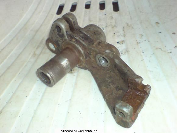suport pedale - Cumpar piesa pe care se monteaza pedalele, in - Cumparari- piese