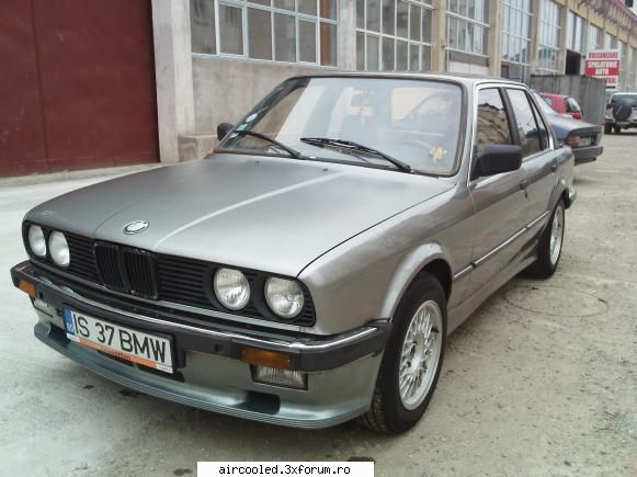 hai sa mai dezmortim cu pauze cam mari, la un b m 2xv  320 din '85, mecanic era ok, 3 ani am
