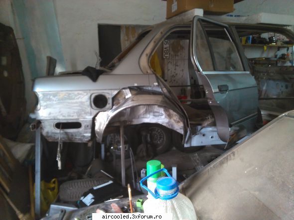 urs 320i - Contra aripa, 90% aproape gata, mai trb ciocanita - Diverse mestereli Auto (non-aircooled)