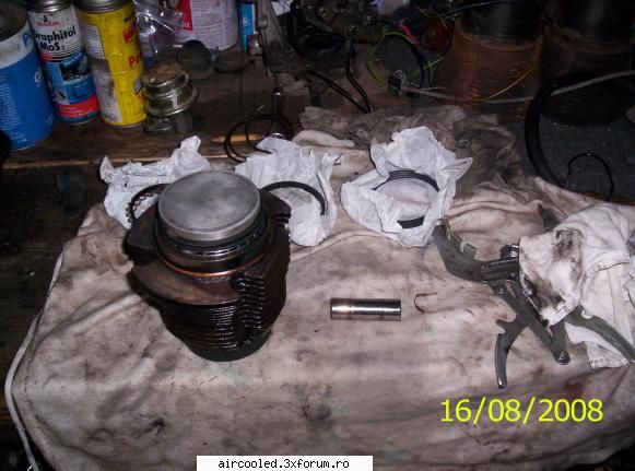vw bus - pistoanele echipate complet, cu segmenti si cu - Masina mea-Tip2: Bus, Camper